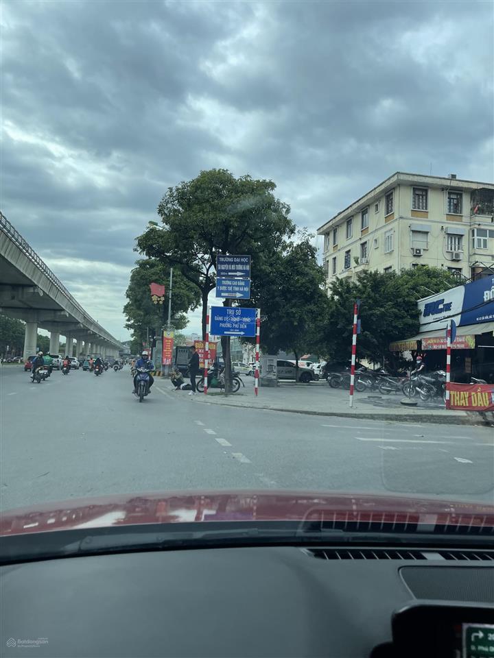 Bán siêu phẩm toà ccmini nhà mặt phố dòng tiền cực khủng,vị trí đắc địa,tiềm năng bắc từ liêm.