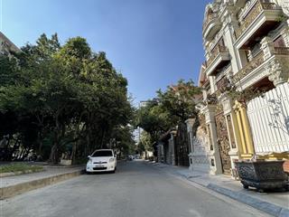 Bán biệt thự 145m2 nam từ liêm bán gấp, nhà đẹp, ô tô tránh, pháp lý rõ ràng hàng hiếm giá 44 tỷ