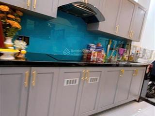 Cách mặt tiền đoàn văn bơ chỉ 10m  nhà mới 2 tầng 61m2  4tỷ8