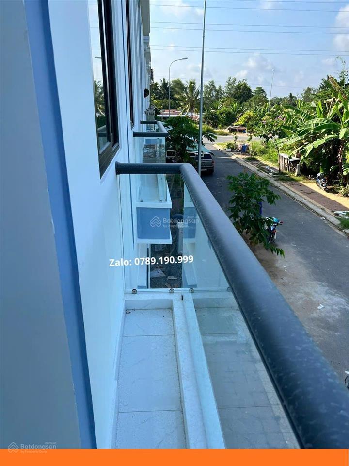 Bán nhà phố 4,5x20m khu dân cư phú an, cần thơ. 1 trệt 1 lầu, sổ hồng riêng