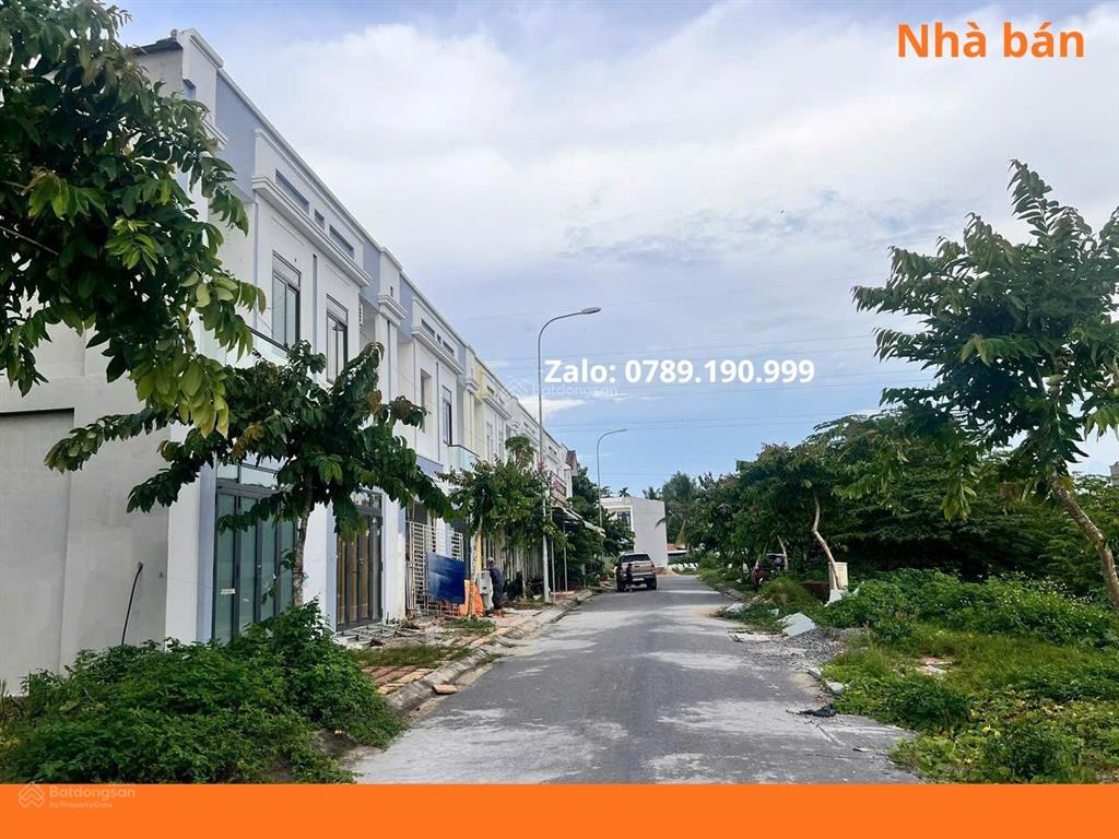 Bán nhà phố 4,5x20m khu dân cư phú an, cần thơ. 1 trệt 1 lầu, sổ hồng riêng