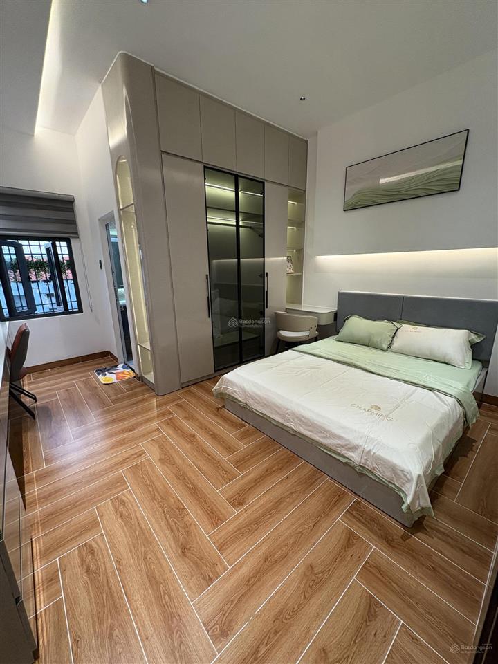 Chủ giảm mạnh 1 tỷ nhà mặt phố nguyễn duy cung, gò vấp, 11,9 tỷ, 95,5m2, view đẹp