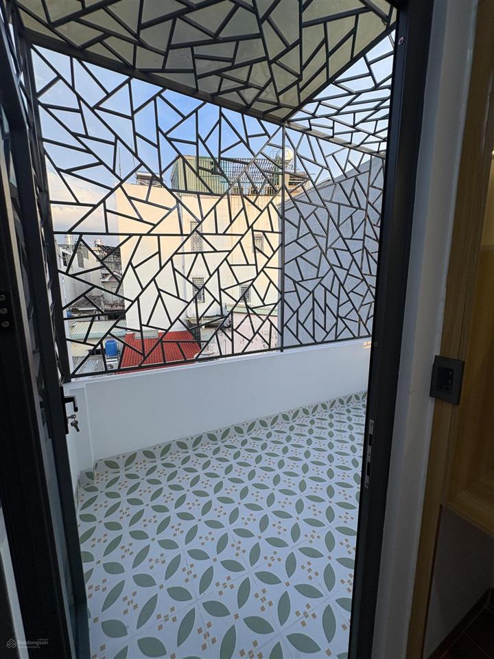 Chủ giảm mạnh 1 tỷ nhà mặt phố nguyễn duy cung, gò vấp, 11,9 tỷ, 95,5m2, view đẹp