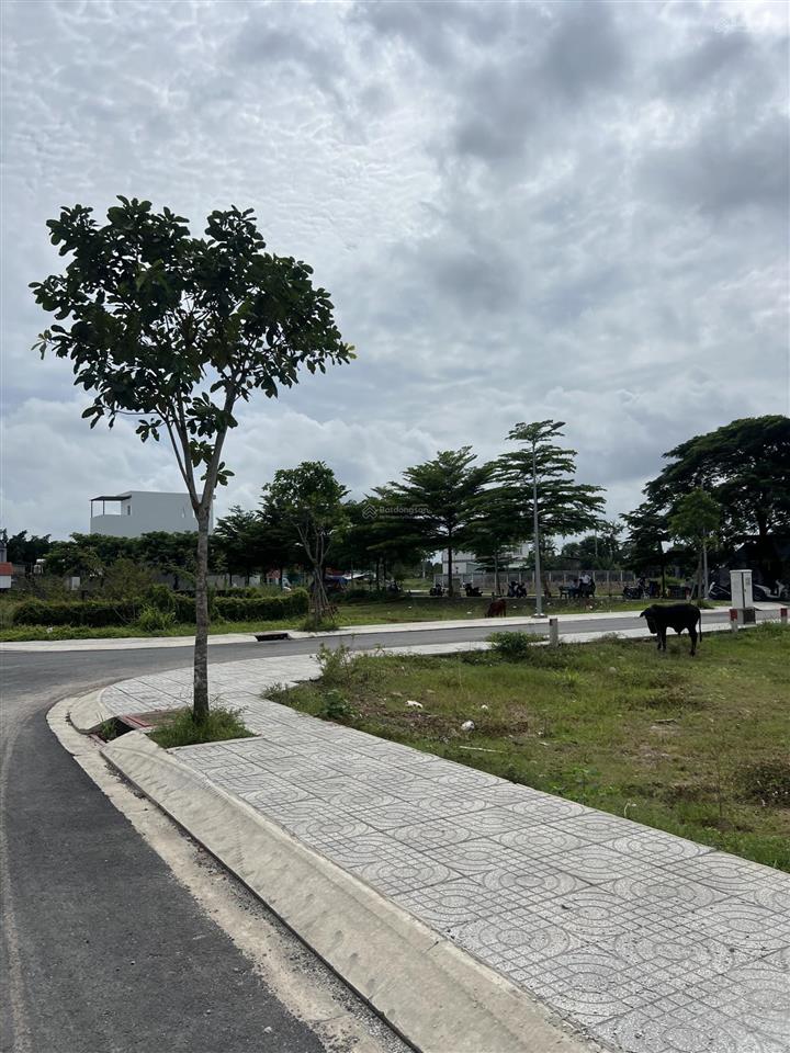 Bán đất full thổ cư( giá 1tỷ9) xã tân phú trung, củ chi  0564 175 ***
