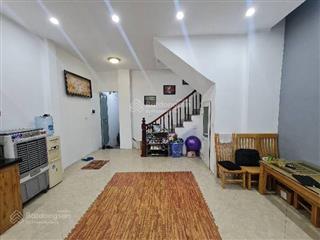 Sử xây dựng 30m2, 7m2 còn lại chủ đã mua vi bằng  nhà nằm trung tâm quận hai bà trưng