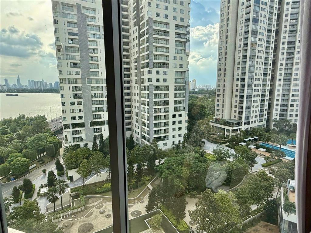 Bán căn góc giá tốt tại diamond island, 8,5 tỷ, 87m2, full nội thất, view sông và nội khu rất đẹp
