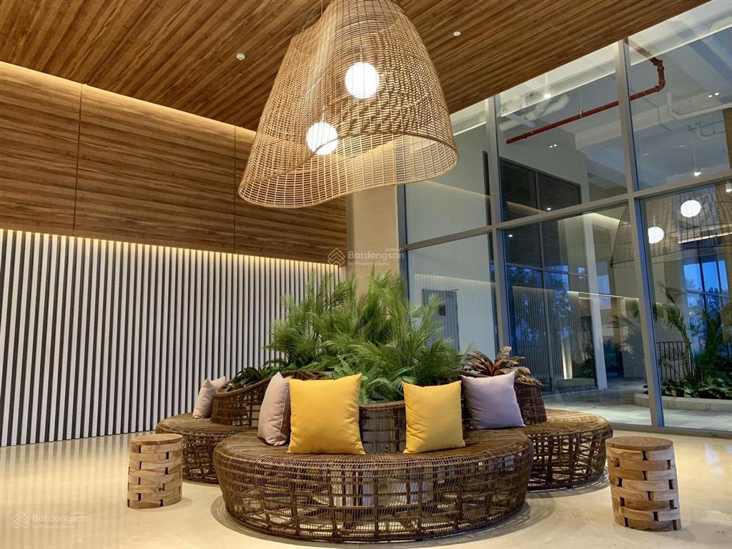 Giá tốt nhất bán 3pn, 124m2, 2 mặt full kính view sông cực đẹp và mát, 11,7 tỷ còn thương lượng