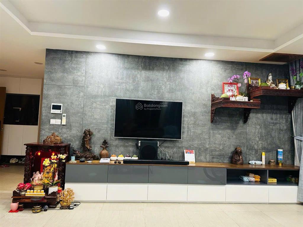 Chính chủ bán gấp căn 3pn tại đảo kim cương(còn thương lượng), căn góc full 2 mặt sông tuyệt đẹp