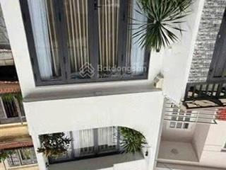 Cô hoa cần bán nhà nguyễn bỉnh khiêmq1,2tỷ890/81m2,cho thuê 18tr. gần trường thcs võ trưởng toản