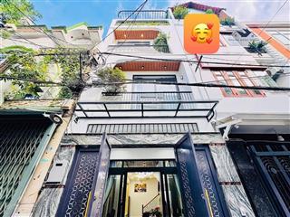 Bán gấp nhà đ bạch vân, p5, quận 5. giá 4,650ty/dt 72m2, còn hđ thuê 24tr/tháng. gần bv nhiệt đới.