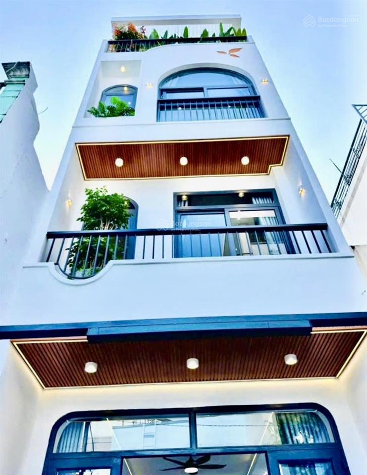 Giá tốt nhà phố bàn cờp3q3,gần chợ bàn cờ. giá 5tỷ 300tr / 92m2, đang cho thuê 28 tr /tháng.