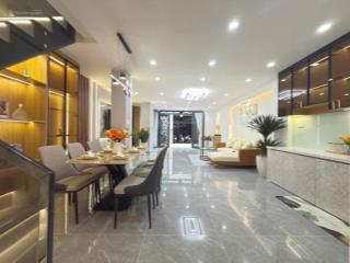 Chuyển công tác bán gấp nhà tỉnh lộ 10, 4 x 17, 5 tầng btct, 5 pn có sân thượng, gần ngay aeon