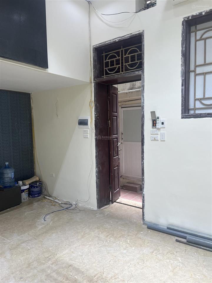 Cho thuê nhà mặt phố tại ngô thì nhậm, 30 triệu vnd, 45 m2, 5,2m mặt tiền, hàng hiếm view đẹp