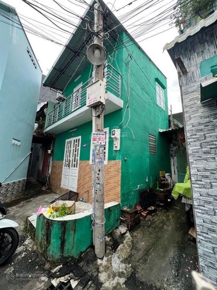 Nhà 2 tầng, 2 ngủ, 2wc giá 3,2 tỷ. hướng tây. diện tích 43 mét vuông. lê văn việt q9