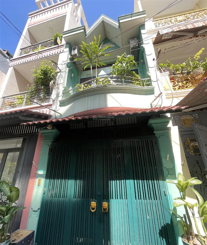 Gần đầm sen  lạc long quân quận 11 2 tầng btct  hẻm 6m thông  3.8x14m  giá 6.5 tỷ tl