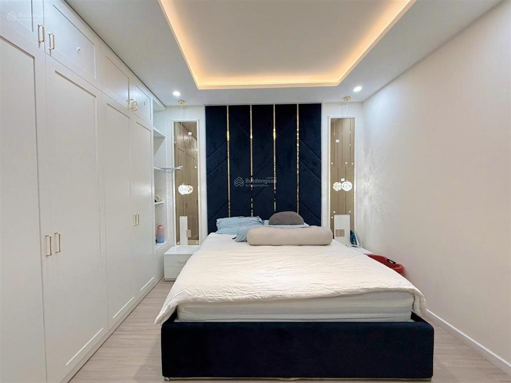 Mặt tiền đường 12m. nhà mới 4 tầng. an khánh. an phú q2. 100m2. full nội thất cao cấp. chỉ 28.8 tỷ.