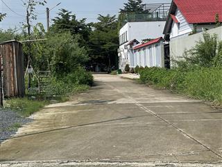 Bán đất mt công viên.lê hữu kiều q2. 88,4m2. sổ hồng riêng. xd hầm. 3 tầng. chỉ 13 tỷ ( tl )