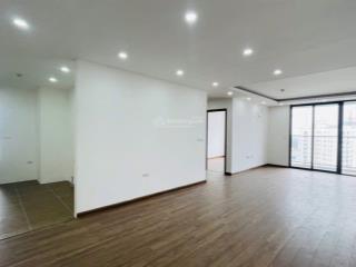 Nhà đã có sổ, thủ tục nhanh gọn. tầng trung đẹp