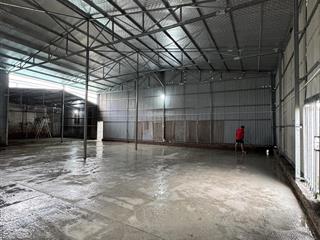 Cho thuê nhà xưởng 500m2, có điện 3 pha và 3 phòng ngủ