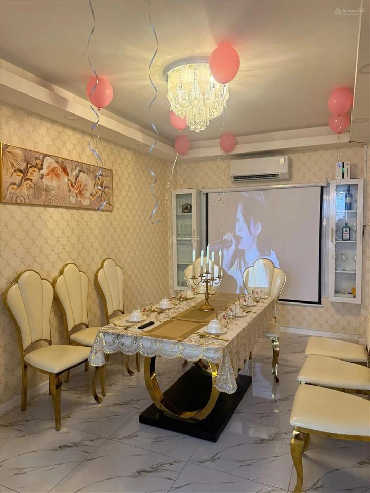 Nhà mới, đẹp 4 tầng full nội thất phan đình phùng, phú nhuận, dt 43m2 chỉ 8.9 tỷ thương lượng