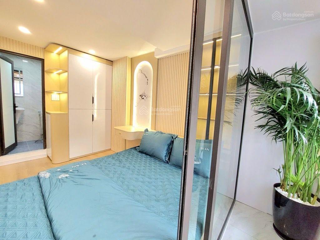 Tập thể bách khoa tầng 3 1 bước ra phố ở cực sướng