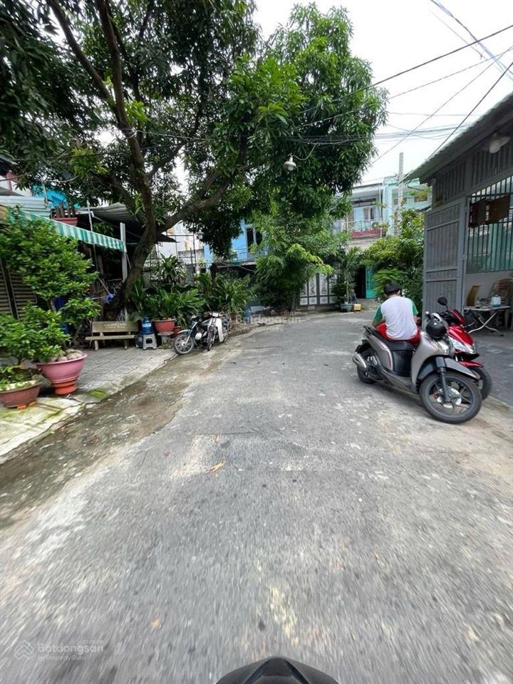 Gần đầm sen, tô hiệu, 50m2, sát mặt tiền nhà 1 xẹc giá . 5,4 tỷ