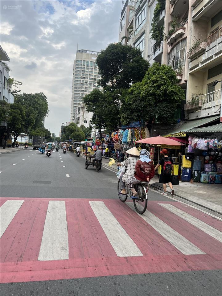 Chính chủ nhà mt nguyễn trãi  phường 11, quận 5