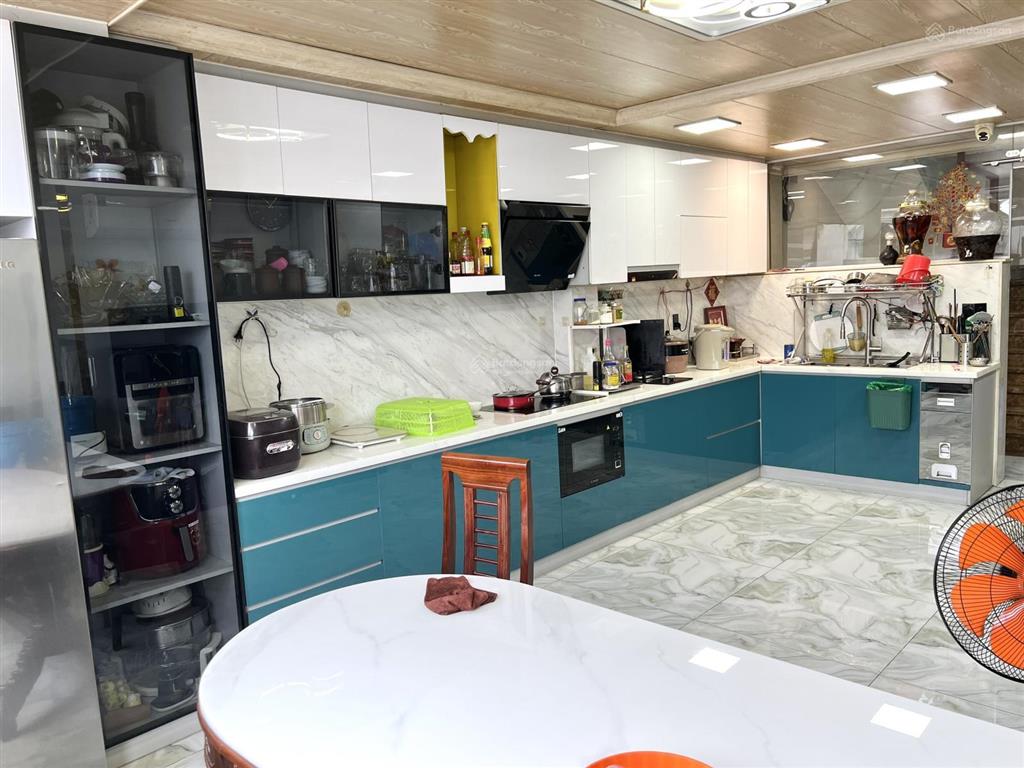 Chính chủ nhà mt nguyễn trãi  phường 11, quận 5