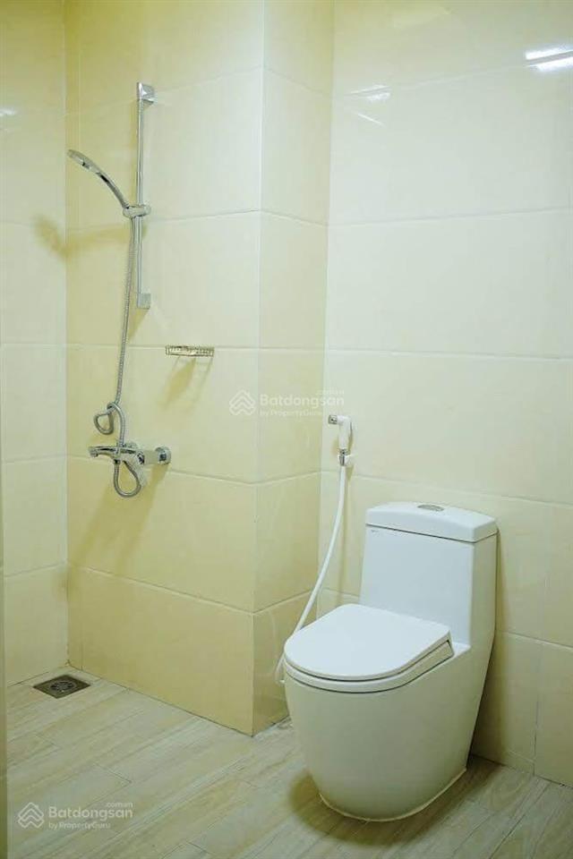 Gia đình bán cc central plaza q. tb. dt 60m2 2p 2wc. giá bán 3,85 tỷ.  0706 288 ***