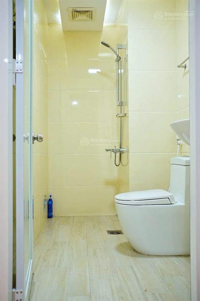 Gia đình bán cc central plaza q. tb. dt 60m2 2p 2wc. giá bán 3,85 tỷ.  0706 288 ***