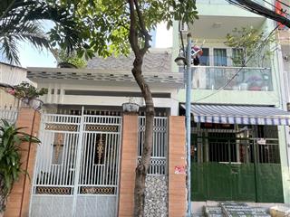 Gần chợ bình thớinhà 1/ lạc long quân q1160m2nhà tiện ở hoặc xây mớihẻm 8m thông nhỉnh 7 tỷ tl
