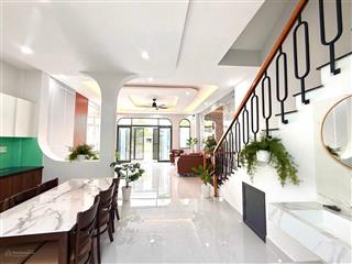 Chính chủ cần bán căn mới xây có shr, 260m2, xã tân phú trung,củ chi giá 3 tỷ 6