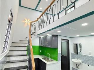 Cần bán căn nhà mặt tiền 3 pn, nằm ở đường nguyễn văn bứa hóc môn 70m2 giá 2 tỷ