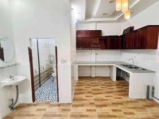 Chủ nhà cần bán gấp căn nhà 2 pn nằm ở đường nguyễn thị sóc hóc môn, diện tích 60m2 giá 1 tỷ9