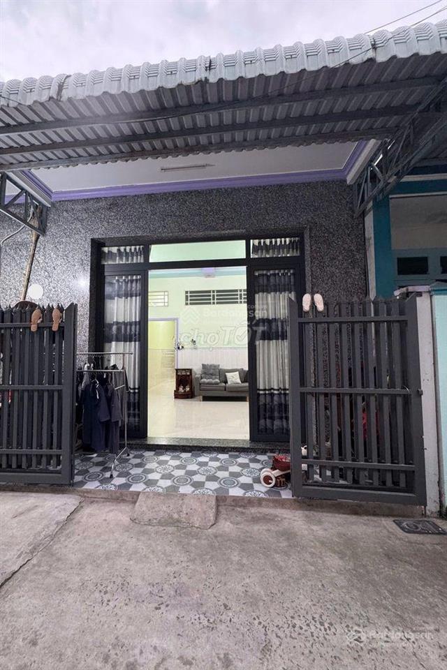 Bán nhà cấp 4 đường tân phú trung, củ chi 100m2 giá 1 tỷ 5 thương lượng