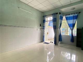 Chủ nhà cần bán gấp căn nhà 2 pn nằm ở đường nguyễn thị sóc, hóc môn, diện tích 60m2 giá 1tỷ9