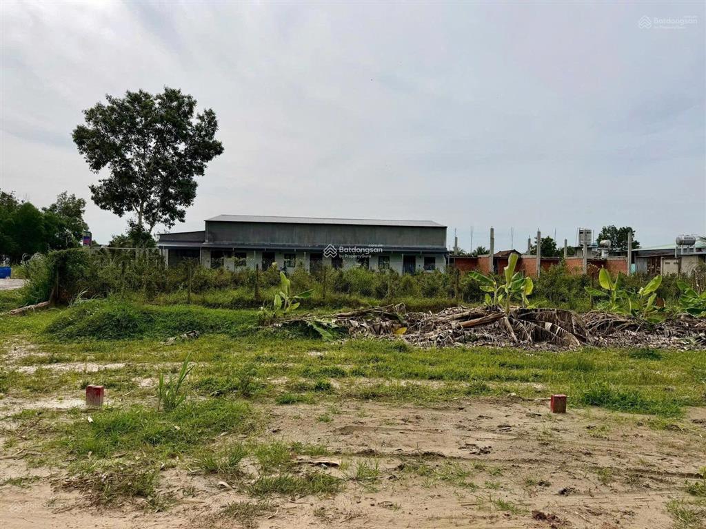 Bán gấp lô đất 172.4m2 đối diện khu cn phước đông, gò dầu, tây ninh giá 800 triệu. shr