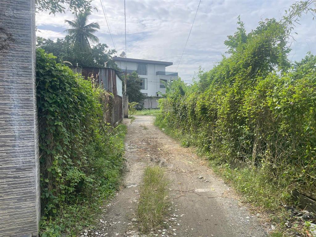 Chủ kẹt tiền bán gấp căn nhà ngay kp lộc du, trảng bàng, tây ninh. diện tích 104m2 giá 1 tỷ. shr.