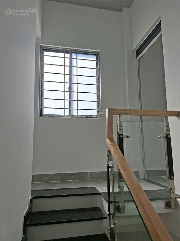 Hot ! nhà 3 tầng, đường 9 linh tây,hxh, ngay sát phạm văn đồng 64.3m giá 6,3 tỷ