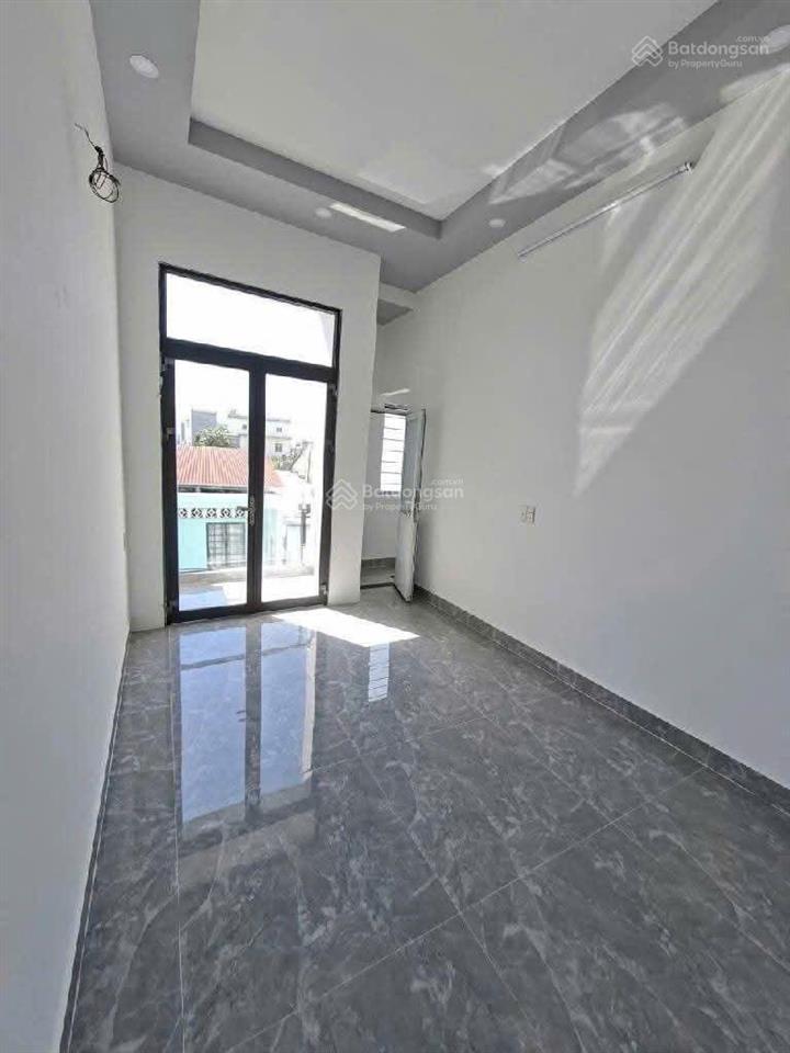 Hot ! nhà 3 tầng, đường 9 linh tây,hxh, ngay sát phạm văn đồng 64.3m giá 6,3 tỷ