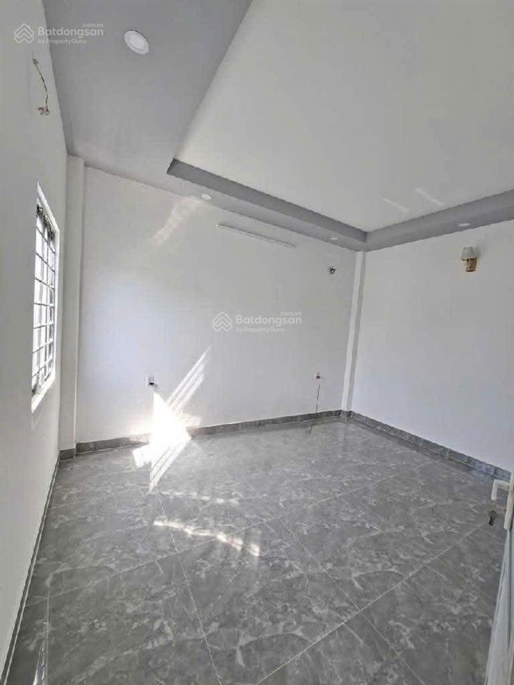 Hot ! nhà 3 tầng, đường 9 linh tây,hxh, ngay sát phạm văn đồng 64.3m giá 6,3 tỷ