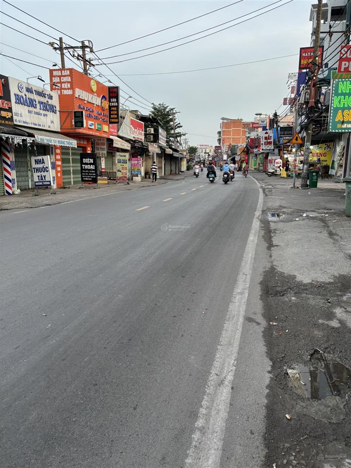 Nha đẹp 3 tầng 70m2 ,5tỷ,dg 185 ,phước long b