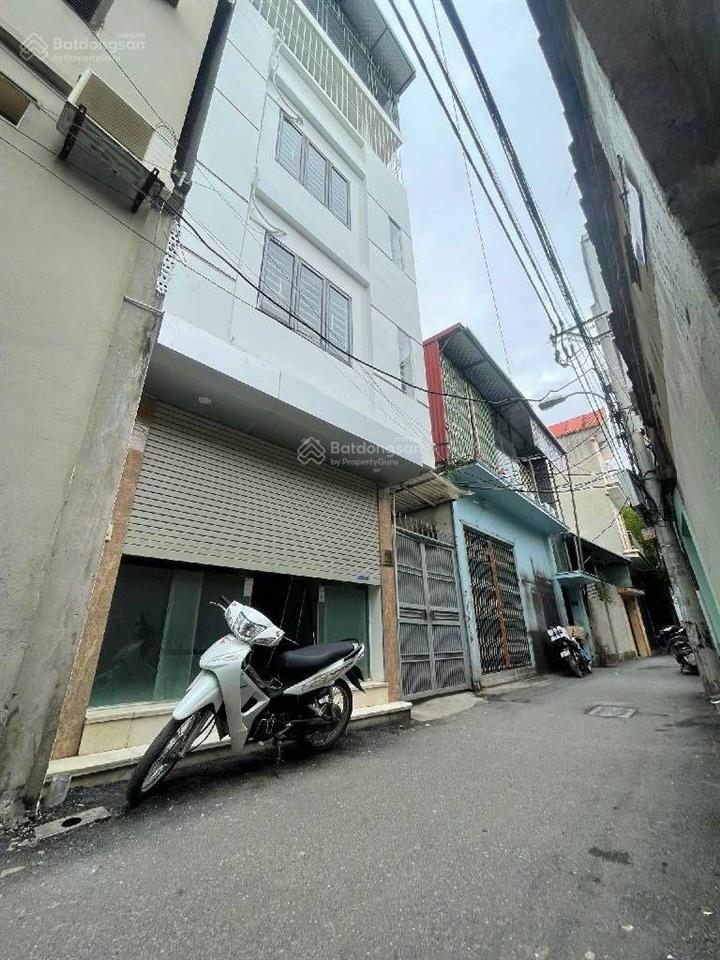 6.5tỷkinh doanh phú lương  ô tô đỗ cổng10m ra ô tô tránh  trung tâm chợ dân sinh và các trường