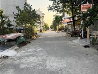 Nhà đất dịch vụ đồng mai 2  55m2  9.4 tỷ  phân lô vỉa hè ô tô tránh nhau