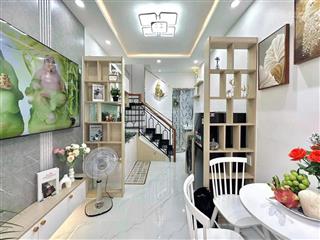Bán nhà nguyễn trường tộ 11.5m2 3 tầng  3.9 tỷ  mặt tiền xe hơi