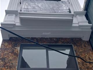 Chính chủ bán nhà ngọc hồi giá 7,6 tỷ 4om2,ô tô đỗ vào tận nhà,đầy đủ nội thât,đi lại thuận tiện