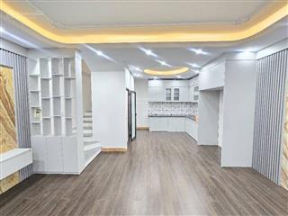 Chính chủ bán nhà ngọc hồi,hơn 5 tỷ 41m2,ô tô đỗ cửa,đầy đủ nội thất,nhiều tiện ích xung quanh