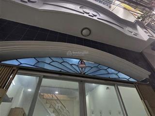 Bán nhà lương văn can p15 q8 giá 2tỷ 420tr tl. ngang 3.6 dài 5.5. sổ hồng riêng. 1 trệt1 lầu 2pn2wc