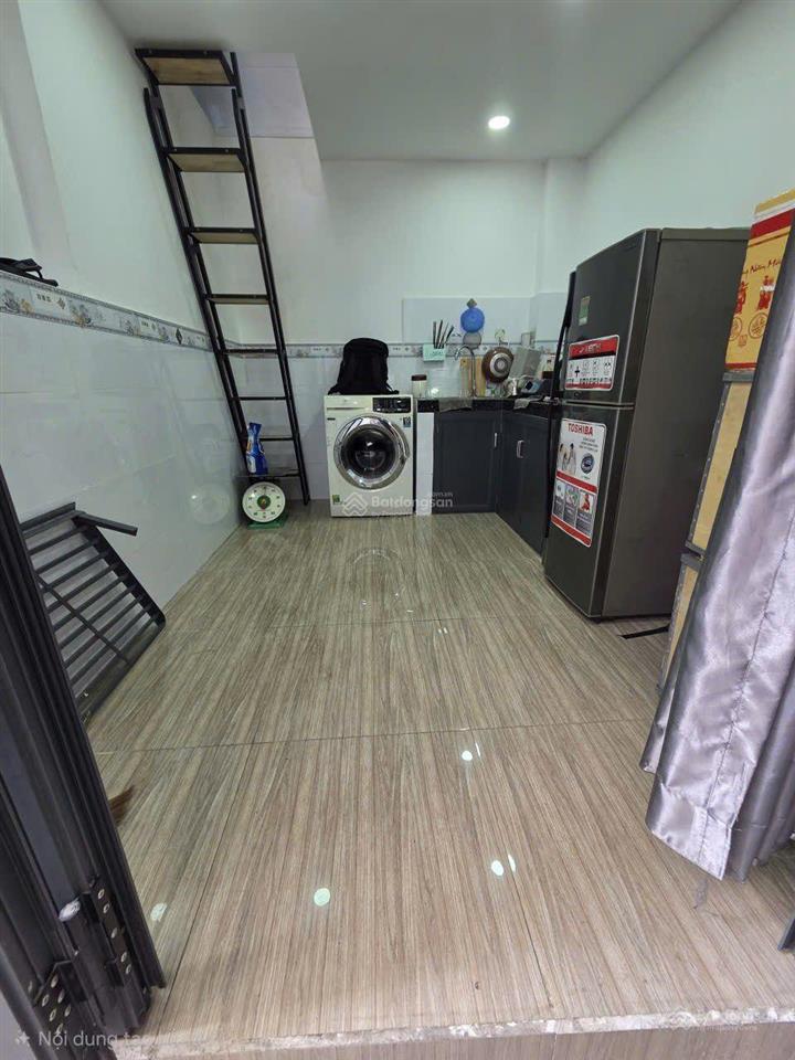 Nhà mễ cốc p15 q8 giá 860tr tl
dt 3x4. 1trệt 1lầu 1pn 1wc. giấy kk99, bản vẽ, kdc hiện hữu. nhà m