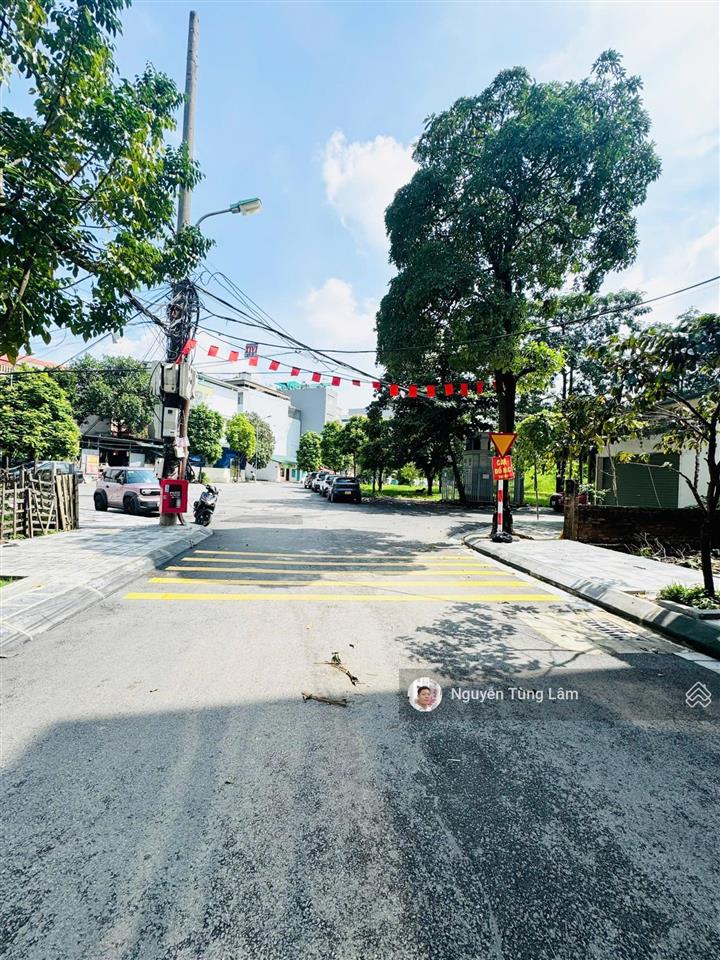 Siêu đẹp đất phân lô giáo viên ngọc thụy 80m² đường 13m cạnh công viên